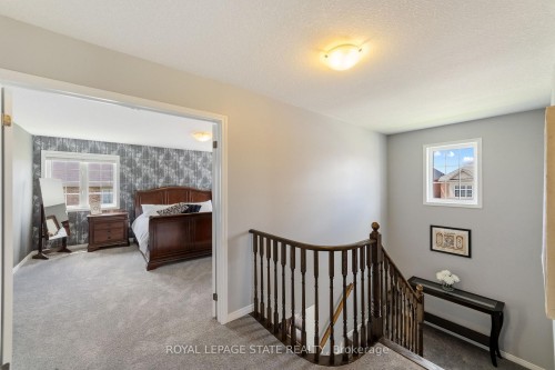 4 Tinlin Drive, Hamilton, ON - Indoor Photo Showing Other Room
