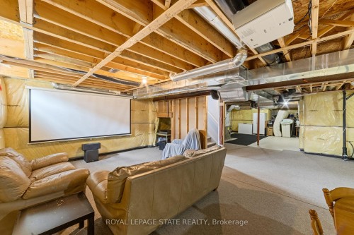 4 Tinlin Drive, Hamilton, ON - Indoor Photo Showing Basement