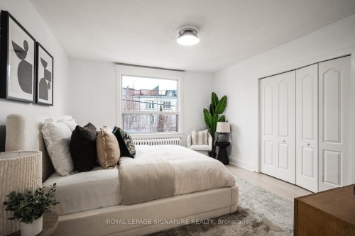 216 Parkmount Road, Toronto, ON 