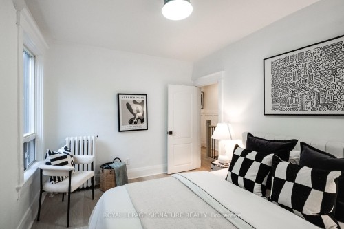 216 Parkmount Road, Toronto, ON 