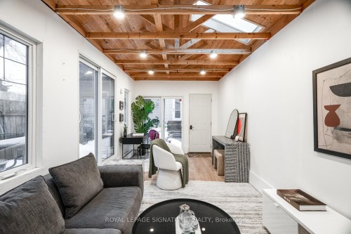 216 Parkmount Road, Toronto, ON 