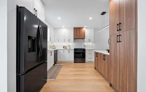 23 Lafferty Street, Toronto, ON - Indoor Photo Showing Kitchen