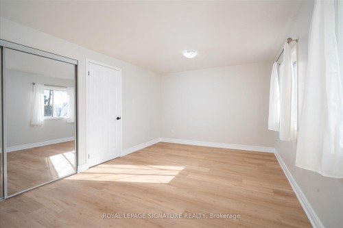 8-200 Murison Boulevard, Toronto, ON - Indoor Photo Showing Other Room