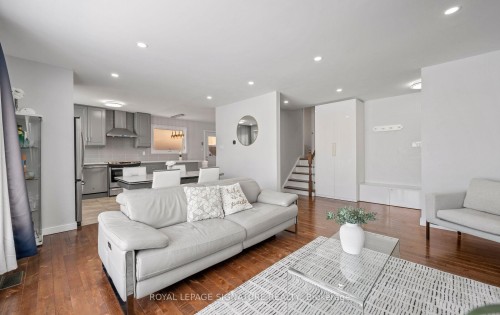 73 Watson Crescent, Brampton, ON - Indoor Photo Showing Living Room