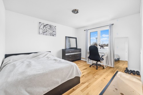 Chambre à coucher - 30 Rue Legault, Mercier, QC - Indoor Photo Showing Bedroom