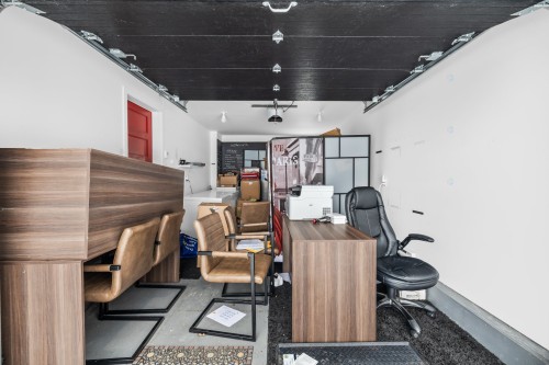 Garage - 30 Rue Legault, Mercier, QC - Indoor Photo Showing Garage