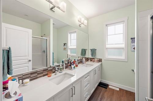 14-351 Warren Avenue, Penticton, BC 