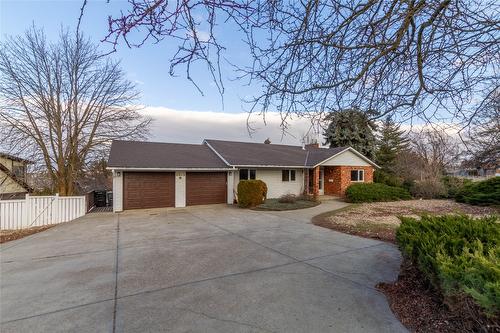 3985 15 Avenue, Vernon, BC - Outdoor