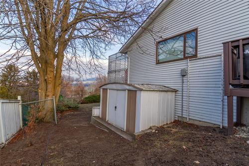 3985 15 Avenue, Vernon, BC - Outdoor