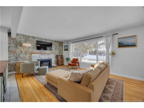 100 Meadowbank Ave, Saint John, NB 