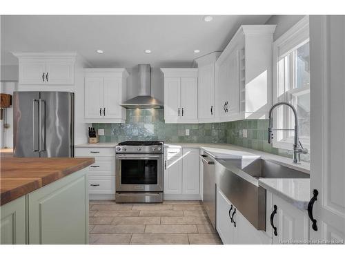 100 Meadowbank Ave, Saint John, NB 