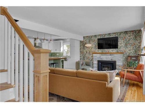 100 Meadowbank Ave, Saint John, NB 