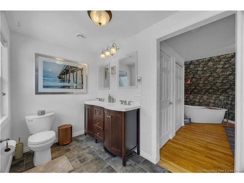 100 Meadowbank Ave, Saint John, NB 