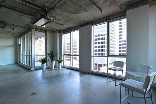 Office - 500-1211 Boul. Robert-Bourassa, Montréal (Ville-Marie), QC - Indoor