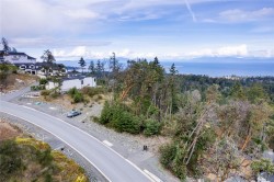 5013 Broad Ridge Pl  Lantzville, BC V0R 2H0