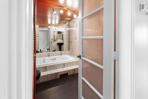 Salle de bains - 575  - 577 Rue De Beaurivage, Montréal (Mercier/Hochelaga-Maisonneuve), QC - Indoor Photo Showing Bathroom