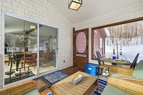 Véranda - 180 Ch. Des Libellules, Mayo, QC -  Photo Showing Other Room
