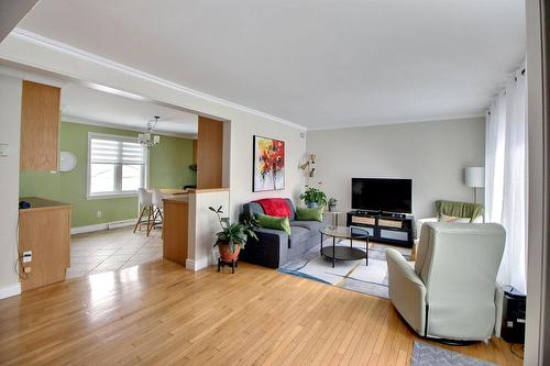Overall view - 21 Rue Boutin, Amos, QC - Indoor Photo Showing Living Room