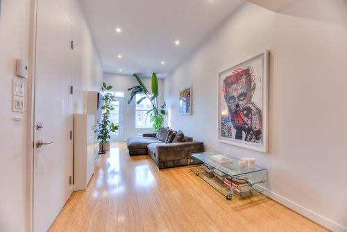 Hall - 1438 Rue Joliette, Montréal (Mercier/Hochelaga-Maisonneuve), QC - Indoor