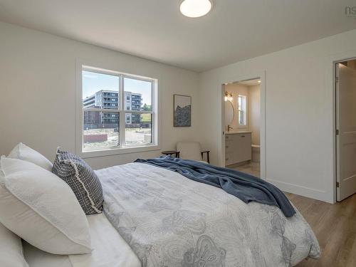 Pc-1 2 Pearlgarden Close, Dartmouth, NS 