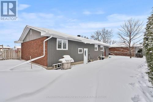 11 Tripp Crescent, Ottawa, ON - Outdoor With Exterior