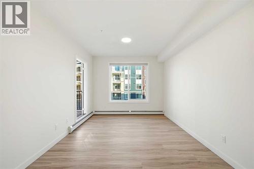 2221, 15 Skyview Point Crescent Ne, Calgary, AB - Indoor Photo Showing Other Room
