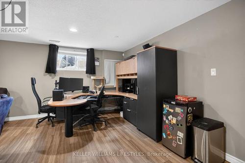 232 - 3320 Meadowgate Boulevard, London South (South U), ON - Indoor Photo Showing Office