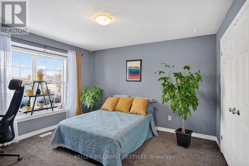 232 - 3320 Meadowgate Boulevard, London South (South U), ON - Indoor Photo Showing Bedroom