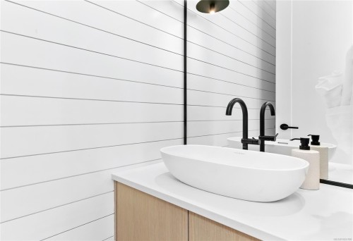 7510 Ocean Park Pl, Sooke, BC 