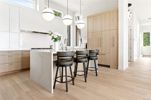 7510 Ocean Park Pl, Sooke, BC 