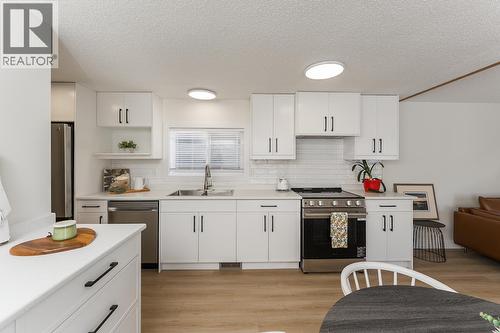2914 Greenforest Crescent, Prince George, BC - Indoor Photo Showing Kitchen With Double Sink With Upgraded Kitchen