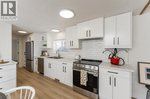 2914 Greenforest Crescent, Prince George, BC - Indoor Photo Showing Kitchen With Double Sink
