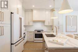 Chef Inspired Gourmet Kitchen - 