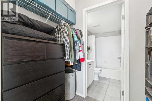 1215, 8810 Royal Birch Boulevard, Calgary, AB - Indoor Photo Showing Bathroom