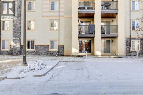 1215, 8810 Royal Birch Boulevard, Calgary, AB - Outdoor