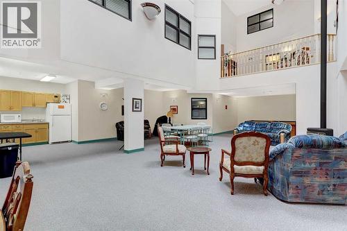 403, 9919 99 Avenue, Grande Prairie, AB - Indoor