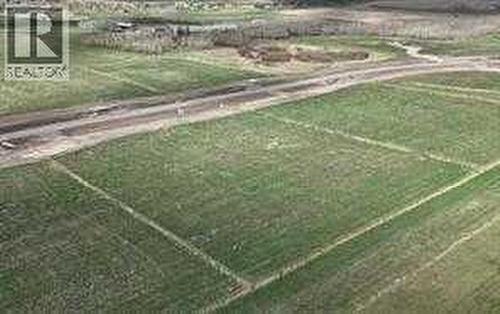 48033 295 Avenue E, De Winton, AB 