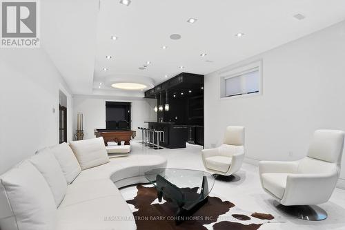 29 Junewood Crescent, Toronto, ON - Indoor Photo Showing Living Room