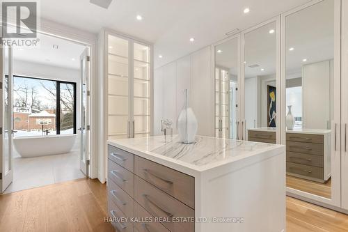 370 Glengrove Avenue W, Toronto, ON - Indoor