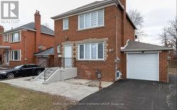 55 RAEBURN AVENUE  Toronto, ON M3H 1G9
