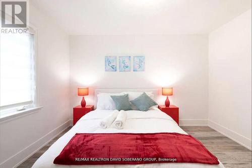 55 Raeburn Avenue, Toronto, ON - Indoor Photo Showing Bedroom