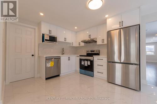 193 Cameron Crescent, Georgina, ON - Indoor Photo Showing Kitchen