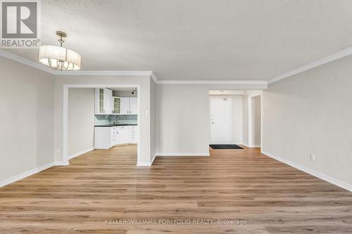 602 - 625 The West Mall, Toronto, ON - Indoor Photo Showing Other Room