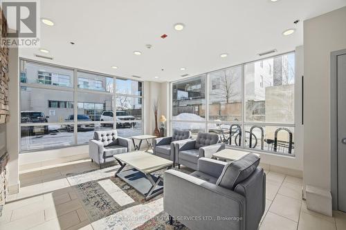 711 - 2464 Weston Road, Toronto, ON - Indoor