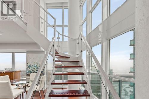 2513 - 155 Legion Road, Toronto, ON - Indoor Photo Showing Other Room