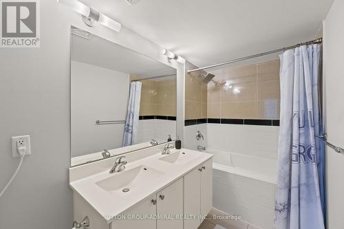 2513 - 155 Legion Road, Toronto, ON - Indoor Photo Showing Bathroom