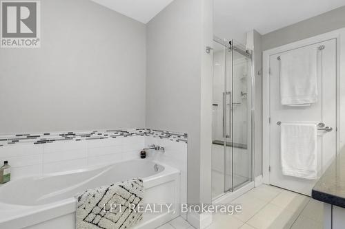 319 Glynn Avenue, Ottawa, ON - Indoor Photo Showing Bathroom
