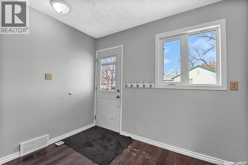 211 Main Street, Vanscoy, SK - Indoor Photo Showing Other Room