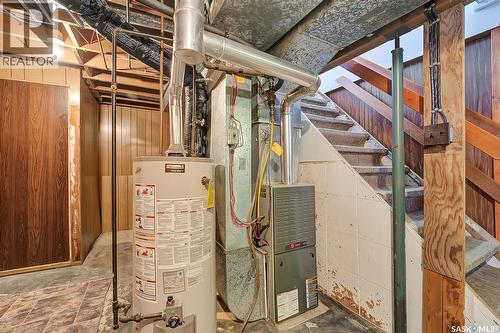 211 Main Street, Vanscoy, SK - Indoor Photo Showing Basement