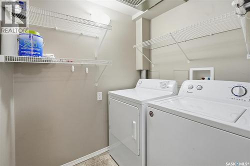 118 150 Pawlychenko Lane, Saskatoon, SK - Indoor Photo Showing Laundry Room